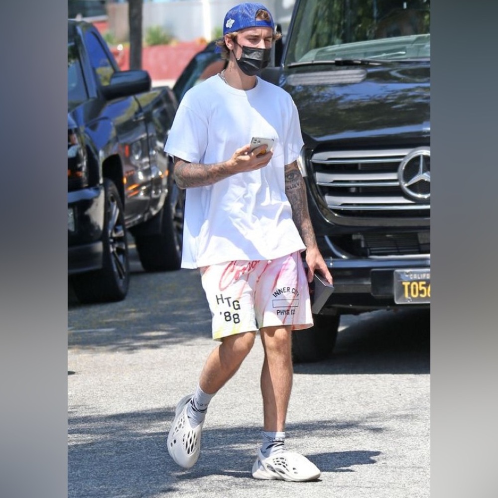 Yeezy Foam RNR - Picture 10 of 11